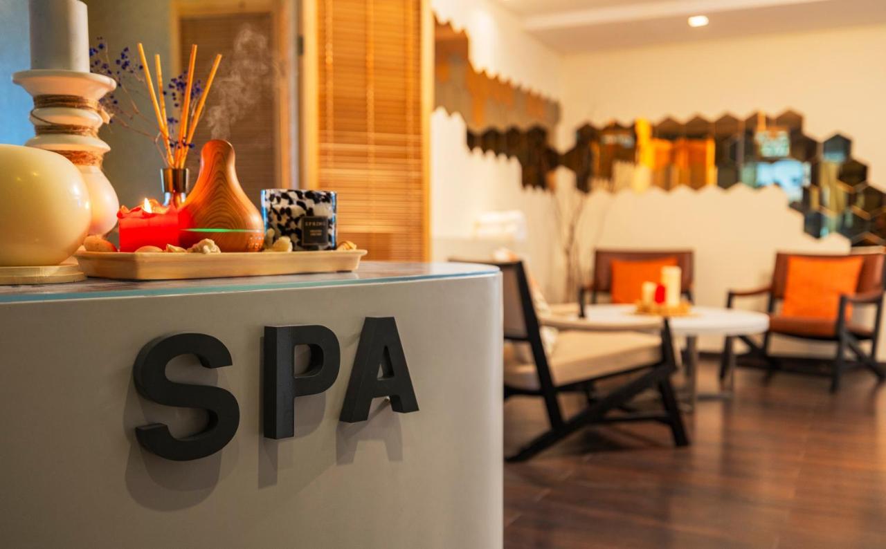 West All Suites Hotel Ашдод Екстериор снимка