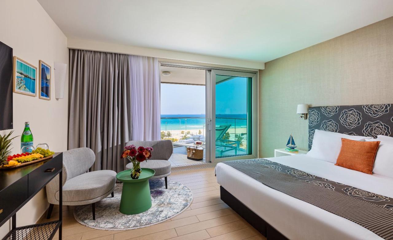 West All Suites Hotel Ашдод Екстериор снимка