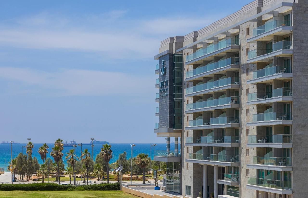 West All Suites Hotel Ашдод Екстериор снимка