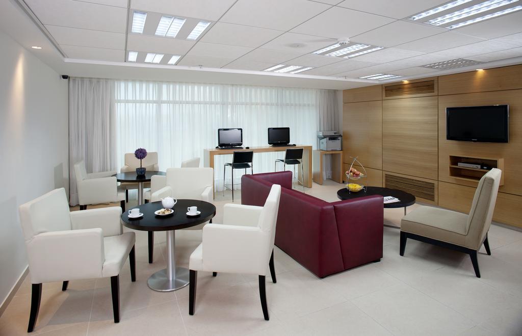 West All Suites Hotel Ашдод Екстериор снимка