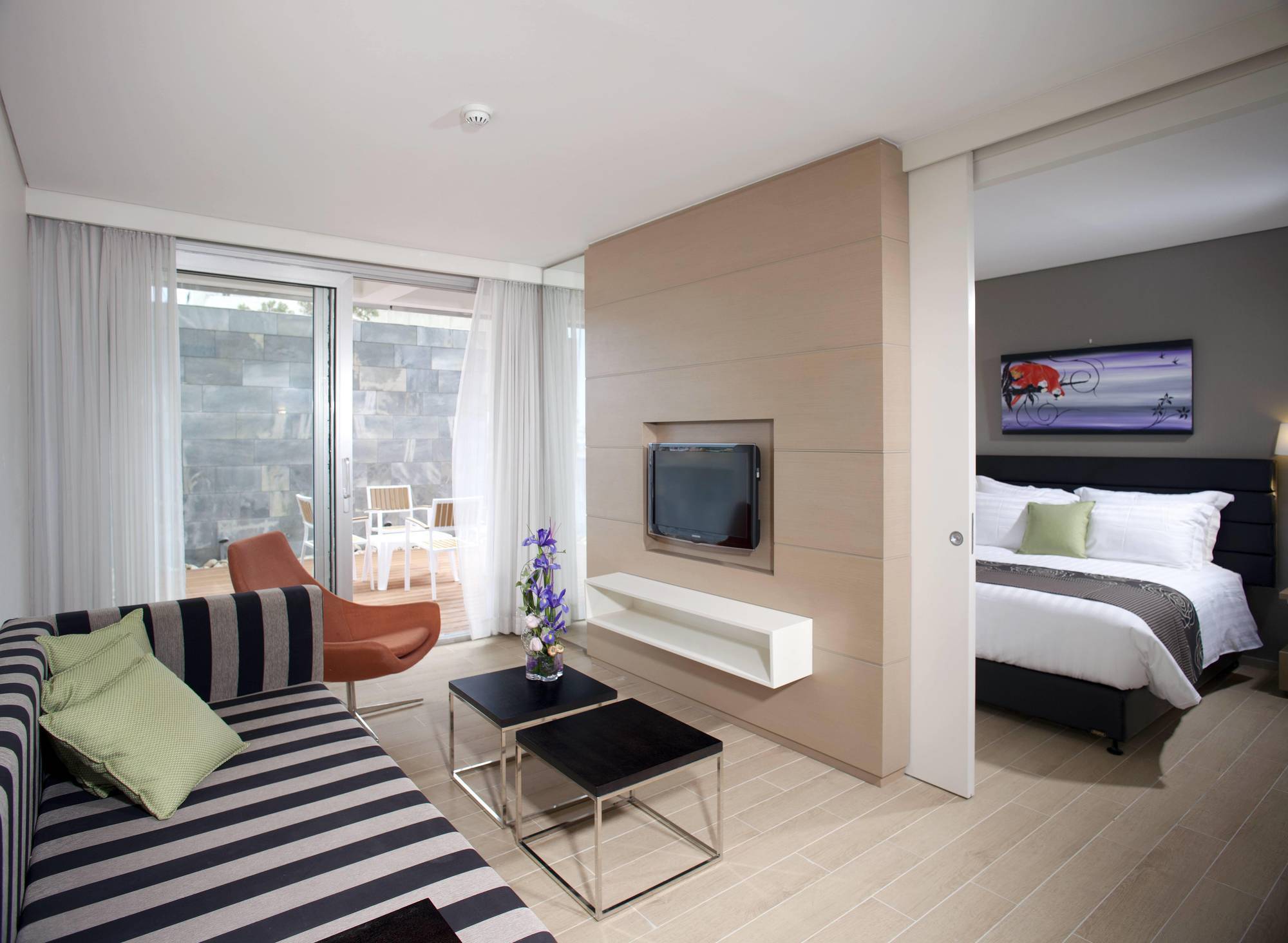West All Suites Hotel Ашдод Екстериор снимка
