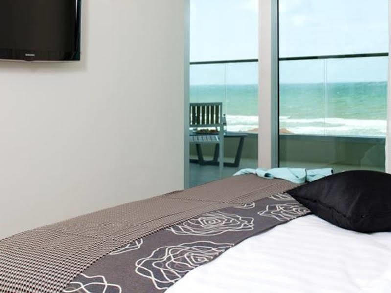 West All Suites Hotel Ашдод Екстериор снимка
